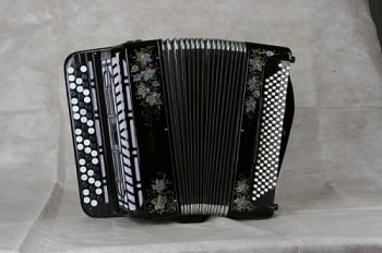 Баян "ТУЛА" 55 х 120/50 -II-3 БН-53-2