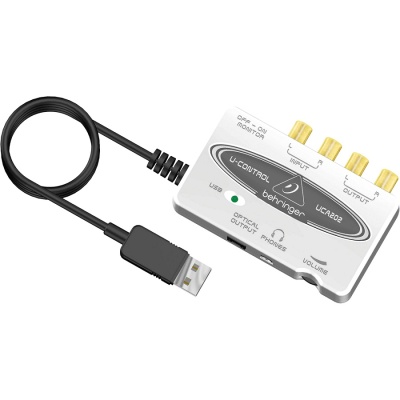 Звуковая карта Behringer UCA 202